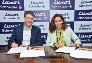 schneider luxor t - Schneider Schreibgeräte cooperating with Luxor, India